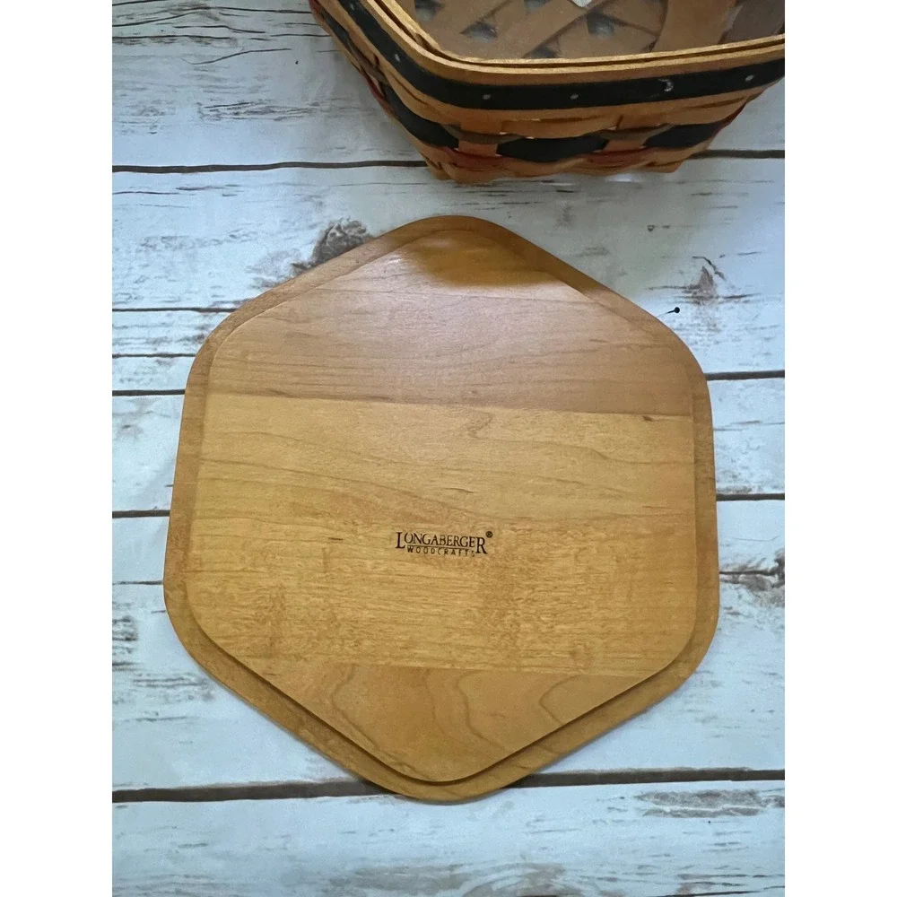 VTG Longaberger Basket Hexagon Natural Wood Lid Liner Blue Red 9in 2001